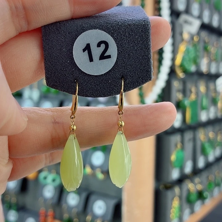 和田玉18K金镶嵌耳饰