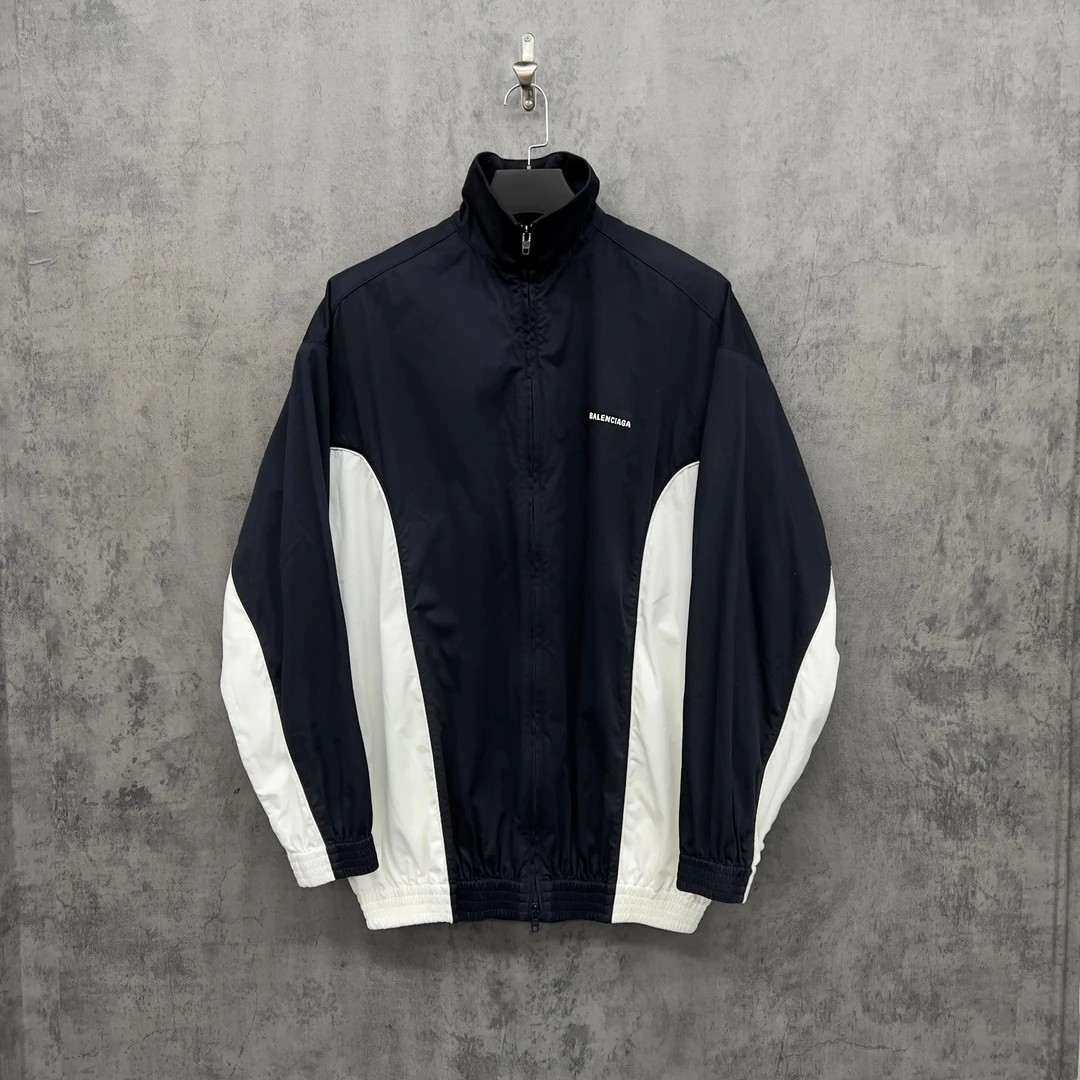 未使用 Balenciaga/巴黎世家 黑白刺绣Logo夹克外套/ZK262/44码