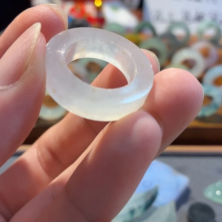 未镶嵌定制翡翠戒指