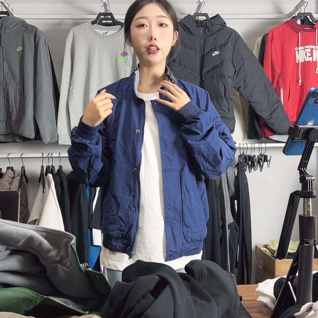 0657蓝色外套XL码158-170斤不退换