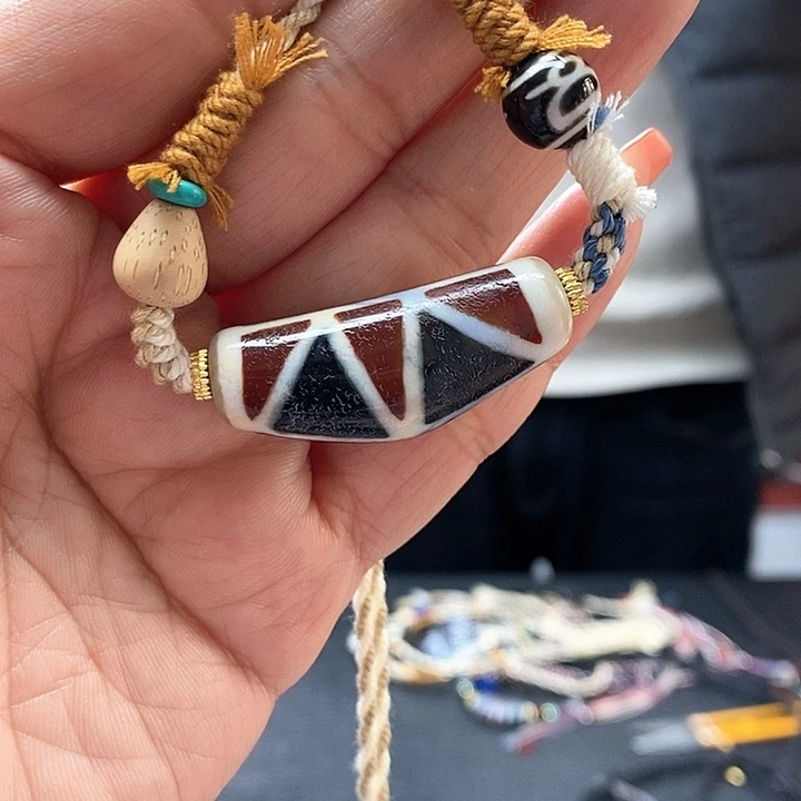 玛瑙/玉髓颈饰合金