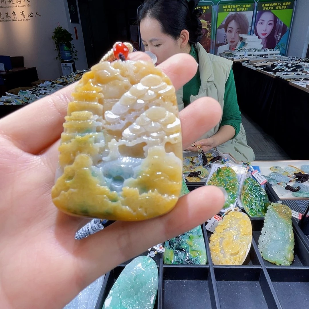 颈饰未镶嵌翡翠翡翠