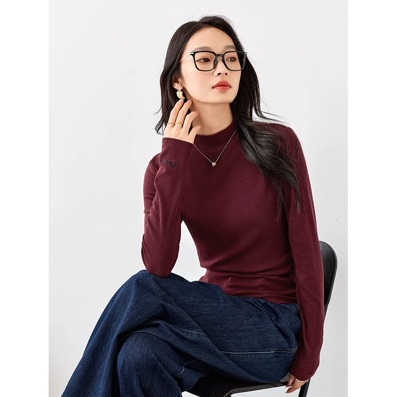 *梵希蔓 半高领正肩长袖T恤女新款修身显瘦内搭打底上衣M8572