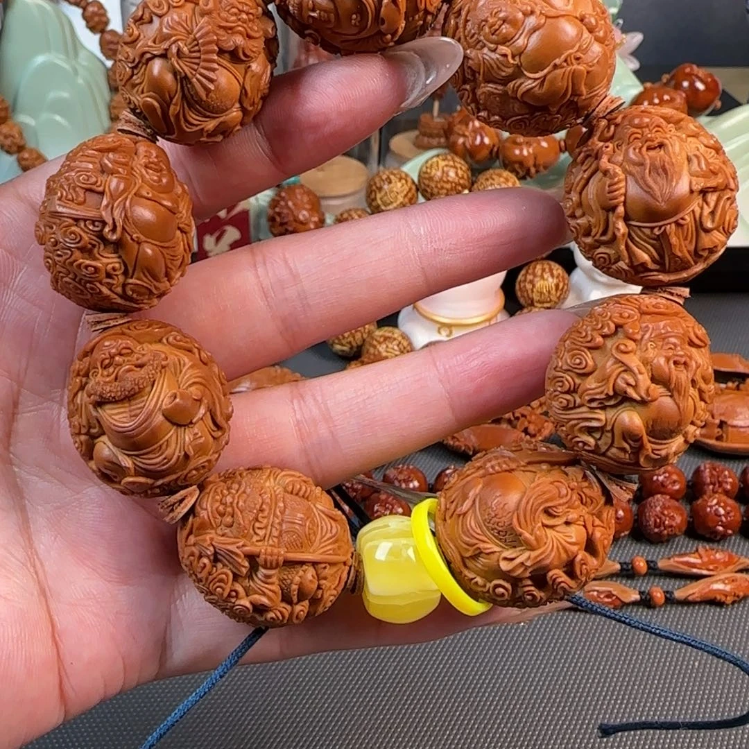 手串/手链橄榄核宽2.5鸡血红梅林核满工祥云群仙会