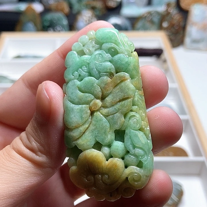 翡翠未镶嵌颈饰翡翠a货