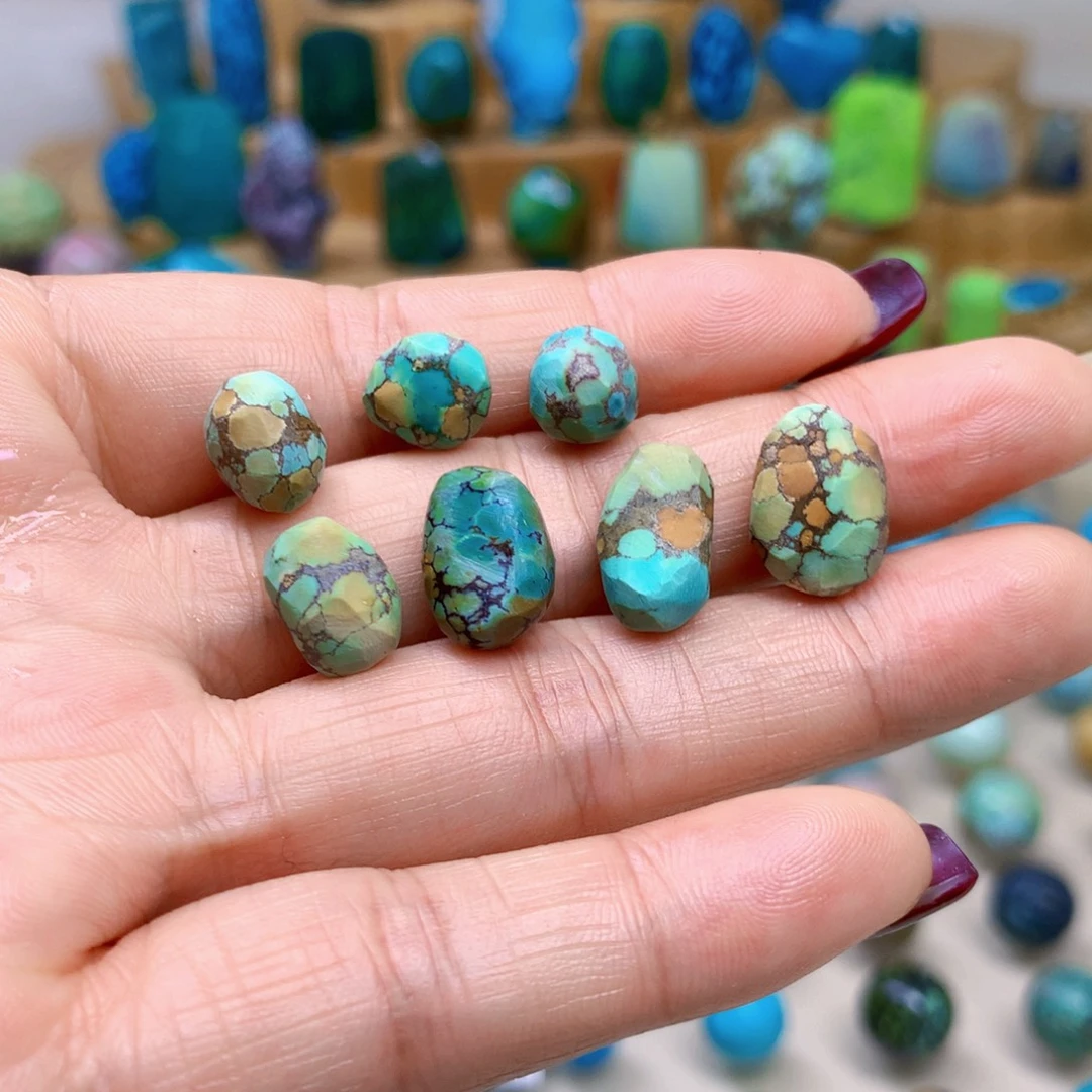 绿松石未镶嵌三彩随行