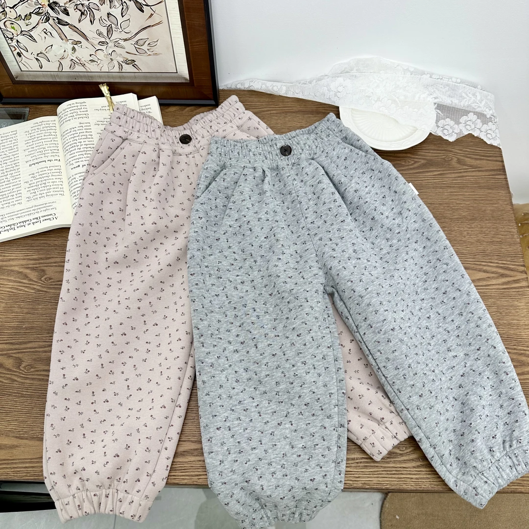 【Golden cherry】儿童满印花一粒扣休闲卫裤QDD076