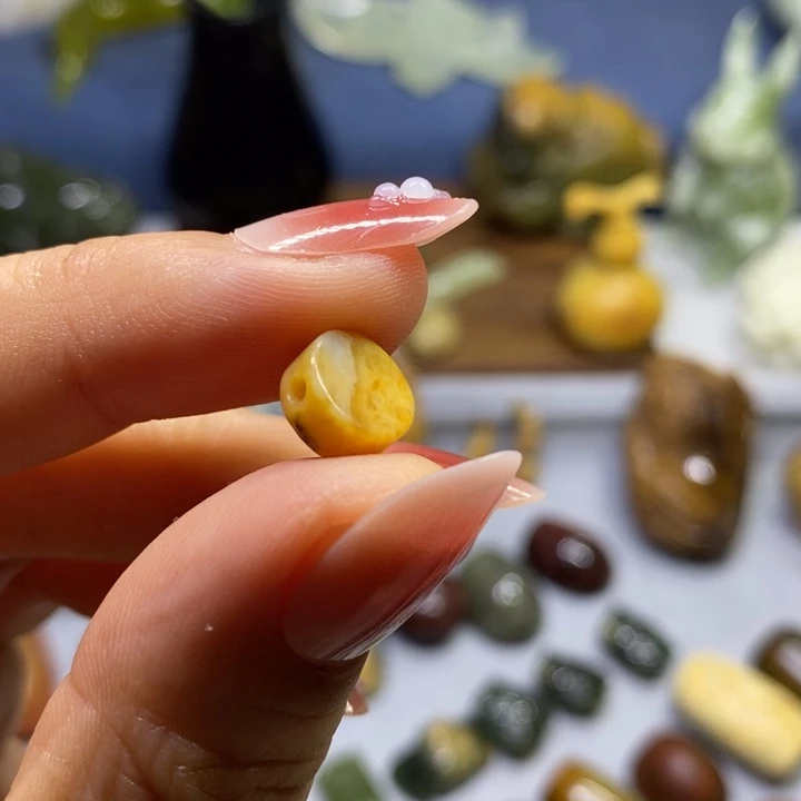 岫岩河磨玉（透闪石质玉）未镶嵌挂件