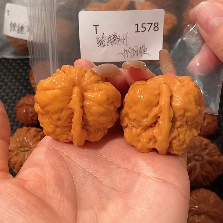 文玩核桃吊坠蛤蟆头42