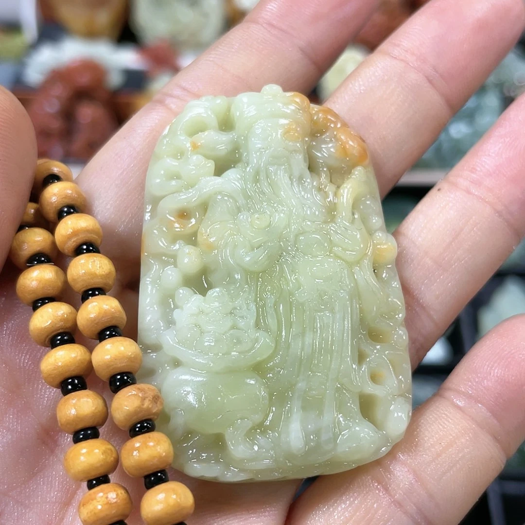 蛇纹石玉颈饰合金