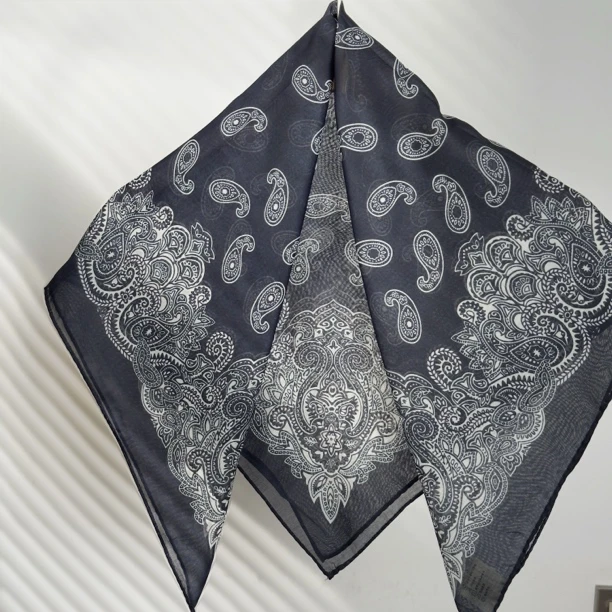 【70＊70方巾】夏季美院风搭配潮流时尚百搭度假出游薄款气质韩版女