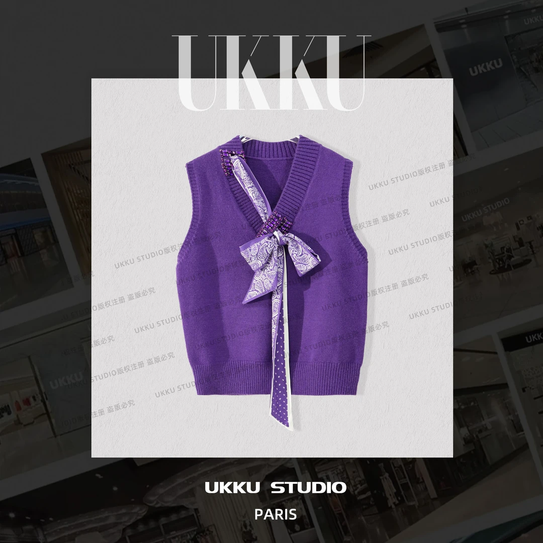 娟【UKKUSTUDIO】马甲修身型V领常规款夹短款极简风螺纹315035