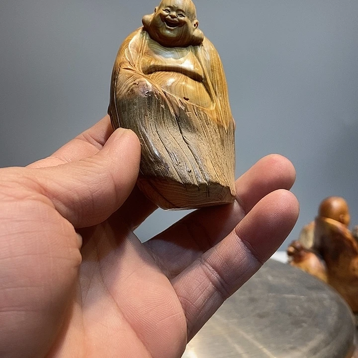 柏木笑口常开弥勒佛崖柏