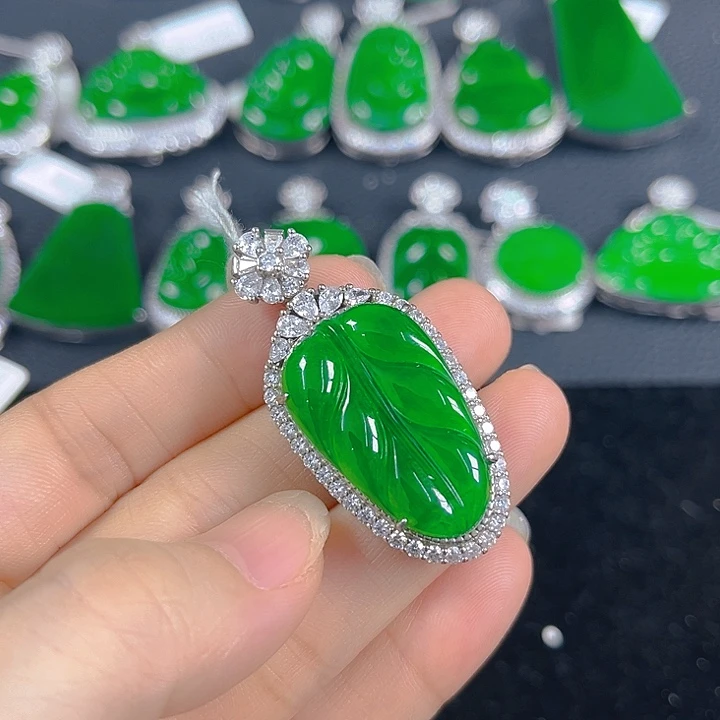 翡翠银S925镶嵌吊坠(不含链)