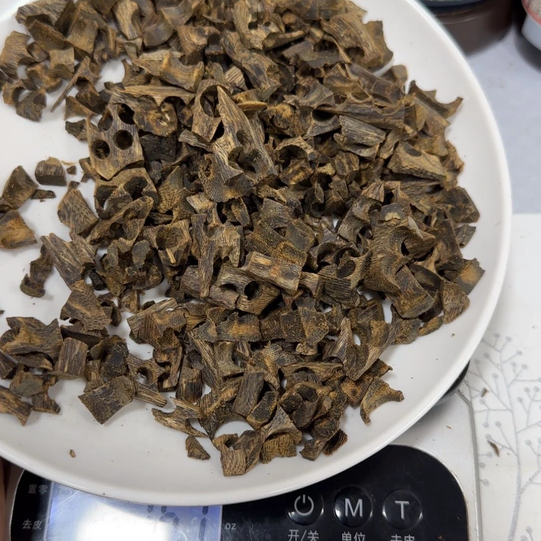 沉香碎屑沉香海南奇楠沉香沉水边角料30