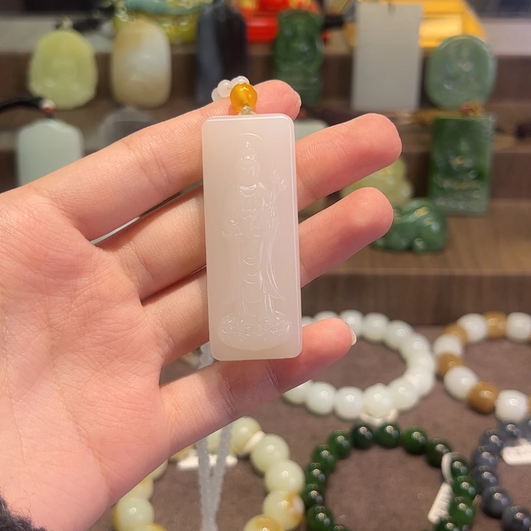 和田玉未镶嵌手串