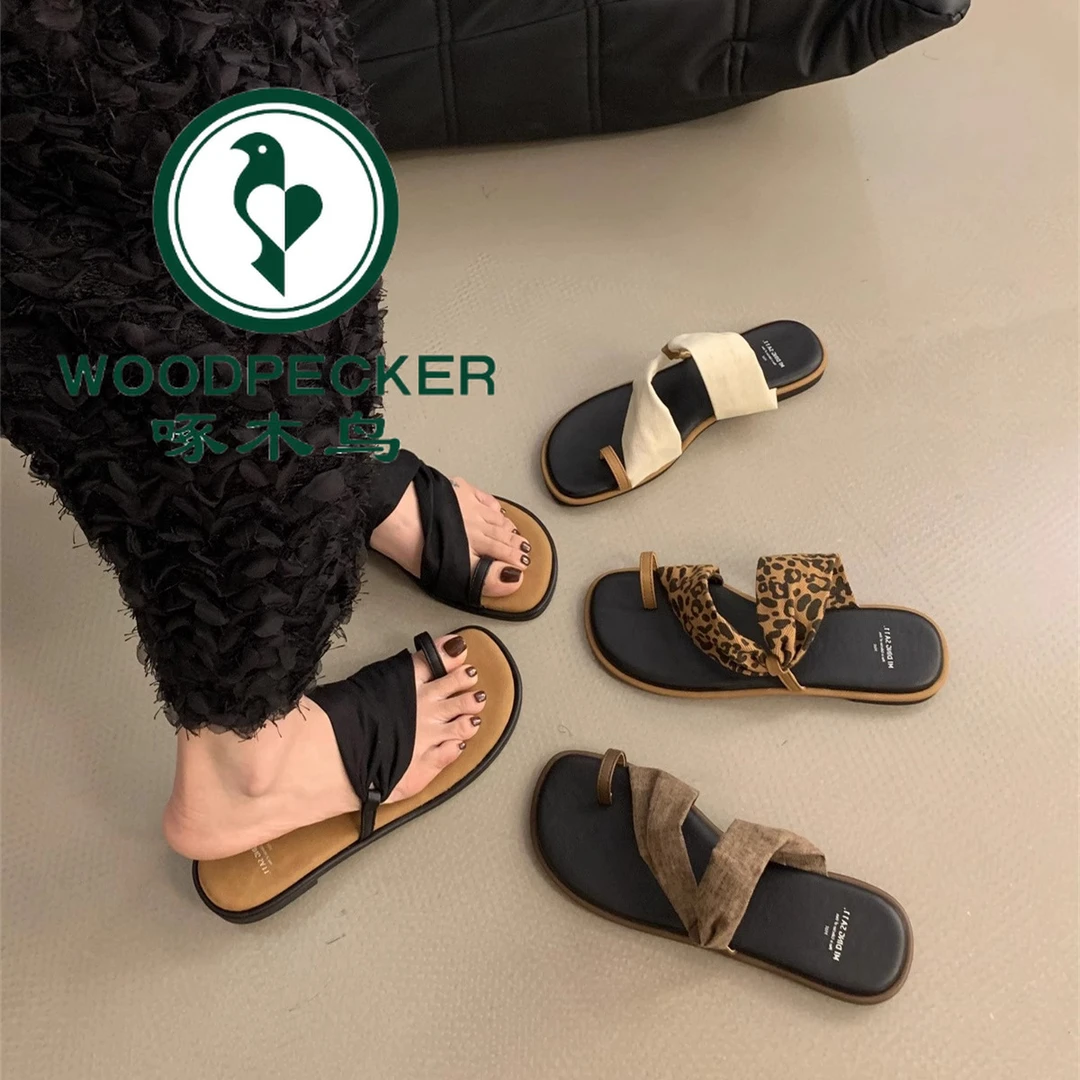 啄木鸟法式小众套趾拖鞋女夏2025新款外穿时尚平底露趾沙滩凉拖鞋