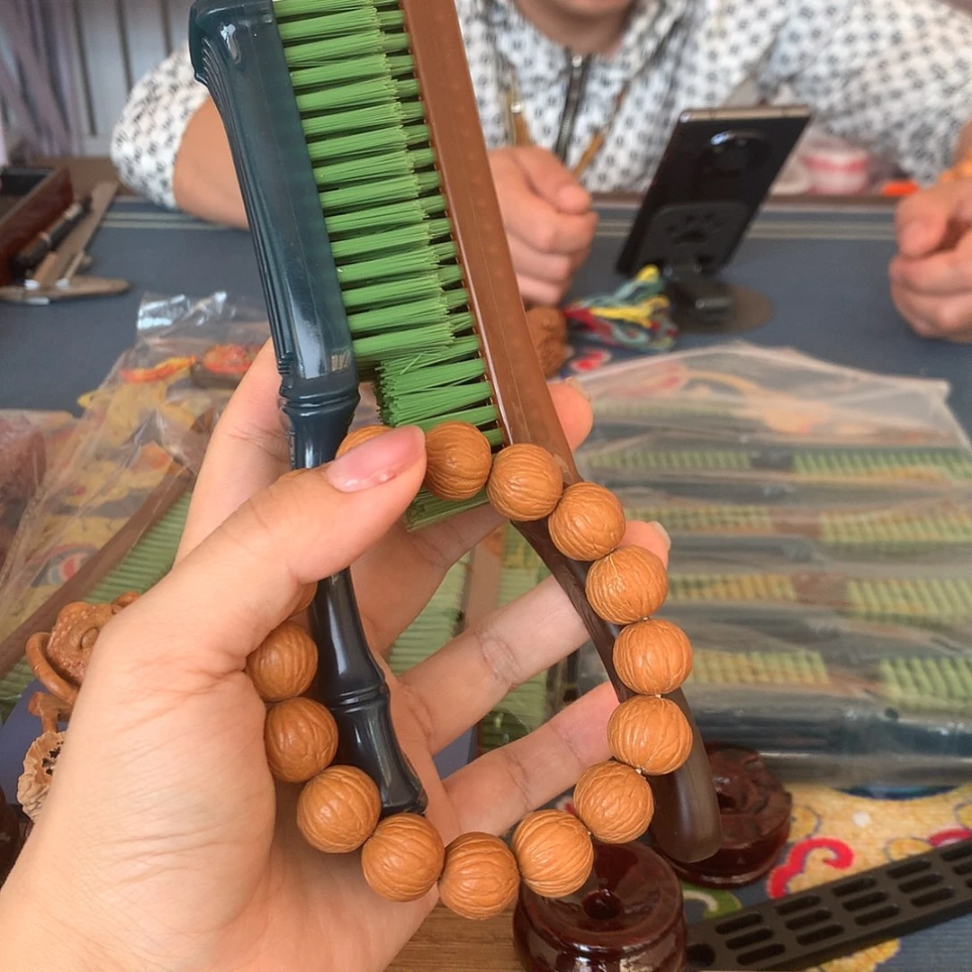 核桃把件老型猴头手串原皮原色刷子一套