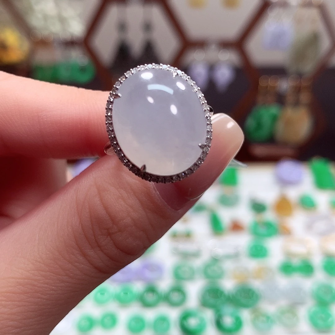 翡翠戒指18K金镶嵌天然翡翠