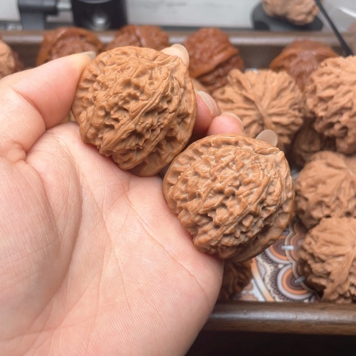 M***版手串/手链核桃白狮子39尺全品无修