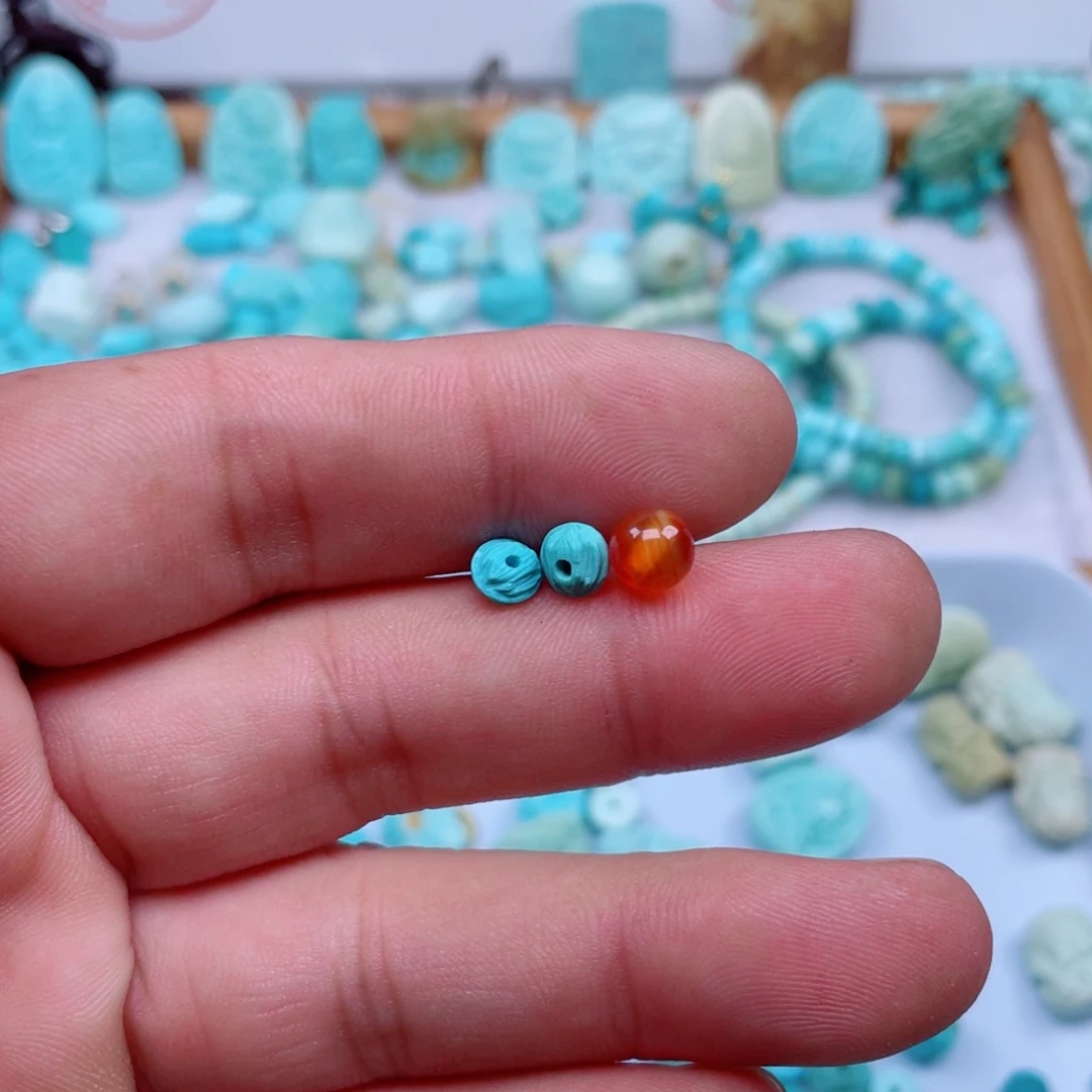 南红玛瑙未镶嵌颈饰032