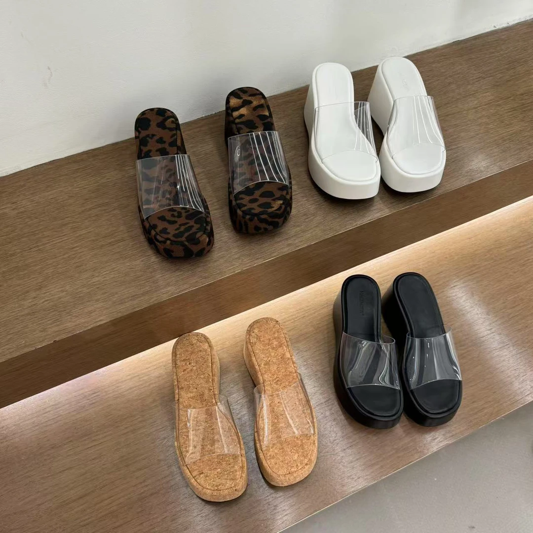 梦梦家 2035-2 甜酷辣~厚底坡跟透明凉鞋女款夏季新款百搭沙滩