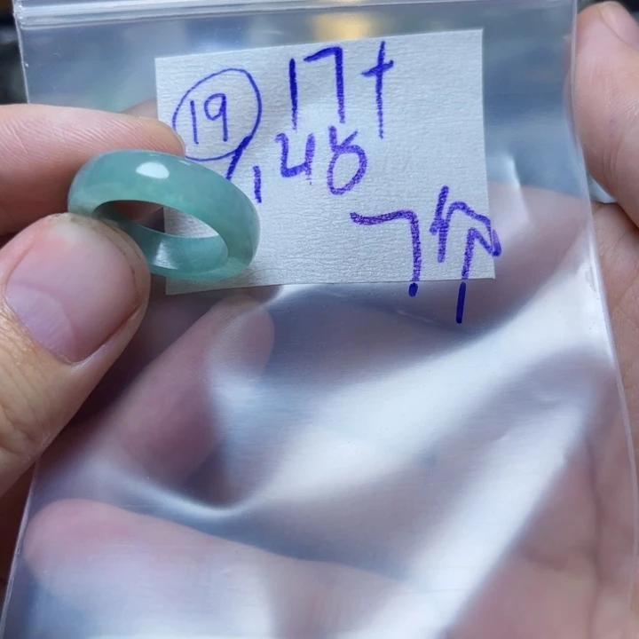 定制翡翠未镶嵌明天