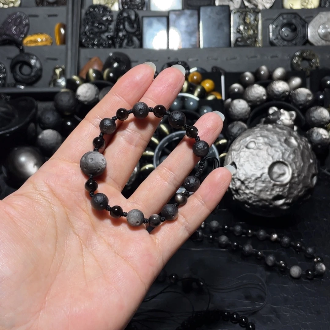 欧***}黑曜岩未镶嵌珠宝奇石