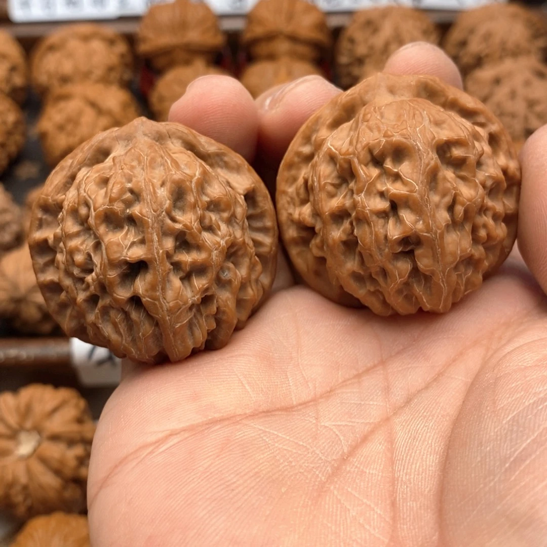 文玩核桃吊坠42尺 全品金麒麟 24