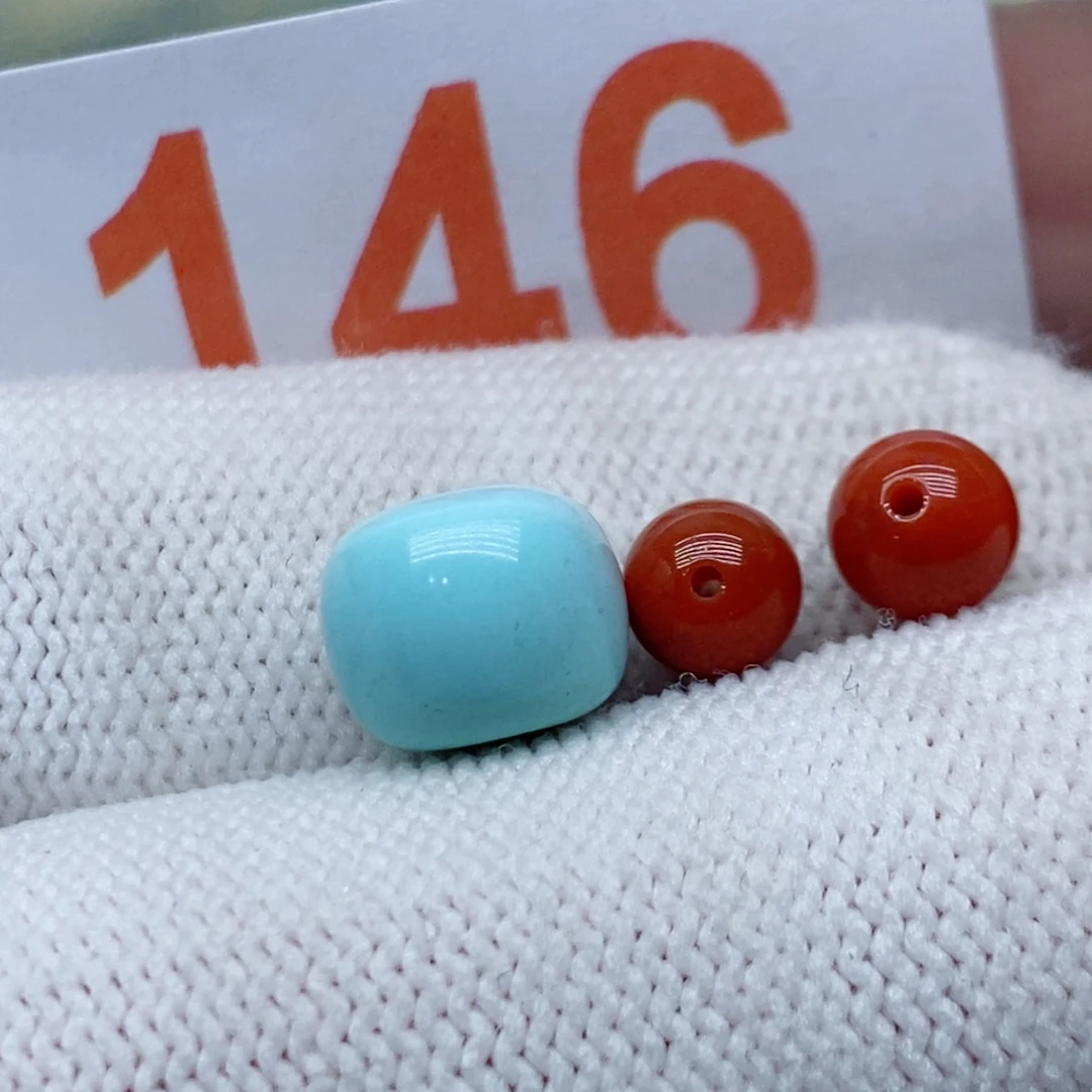 南红玛瑙未镶嵌珠宝奇石