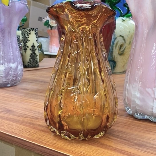 h花瓶高22厘米口径5厘米