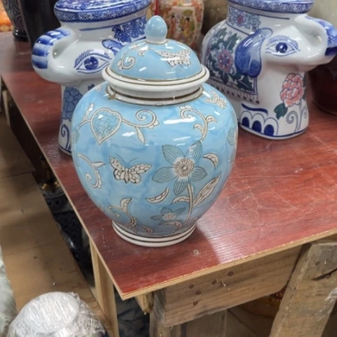 瓷片微瑕陶瓷。。。。。。。。。。。。。