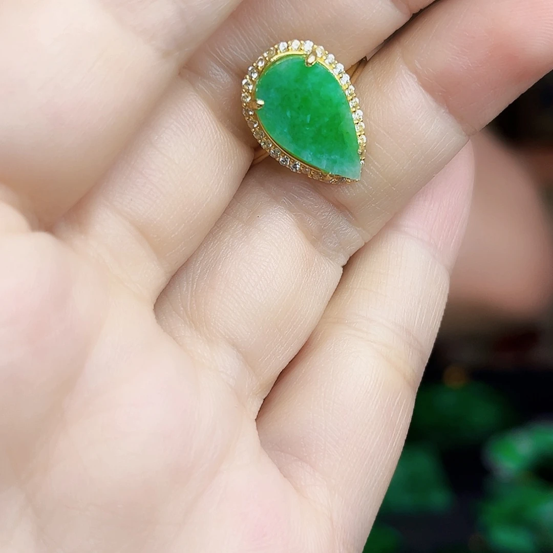 翡翠银S925镶嵌颈饰多样性