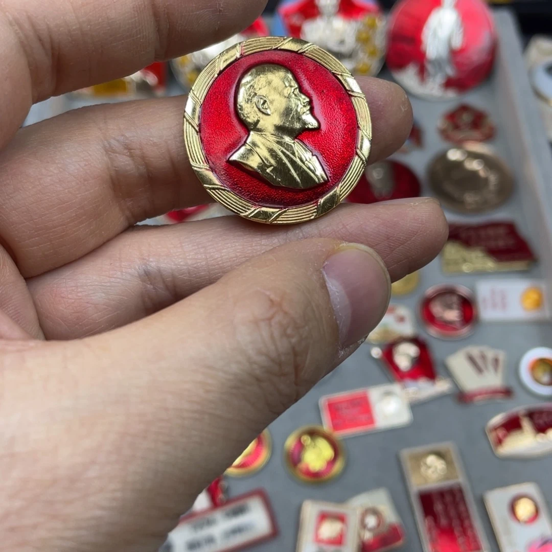 铝咳****乓红色收藏精品小章
