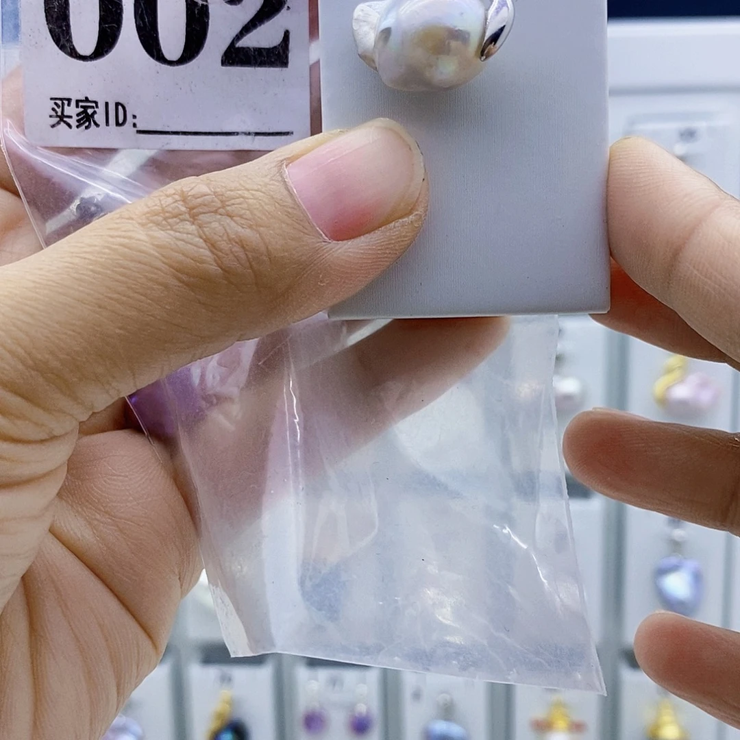 颈饰淡水珍珠钛钢