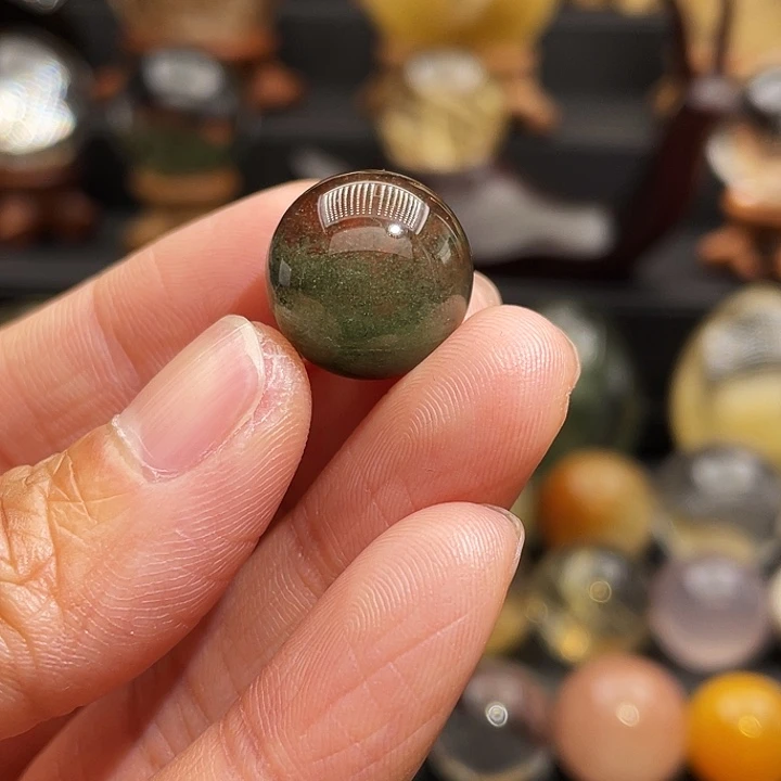 未镶嵌珠宝半成品水晶