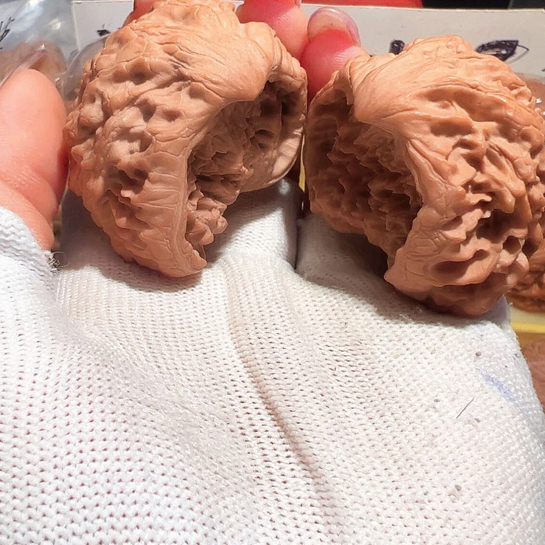 吊坠桃核欺骗聚宝盆