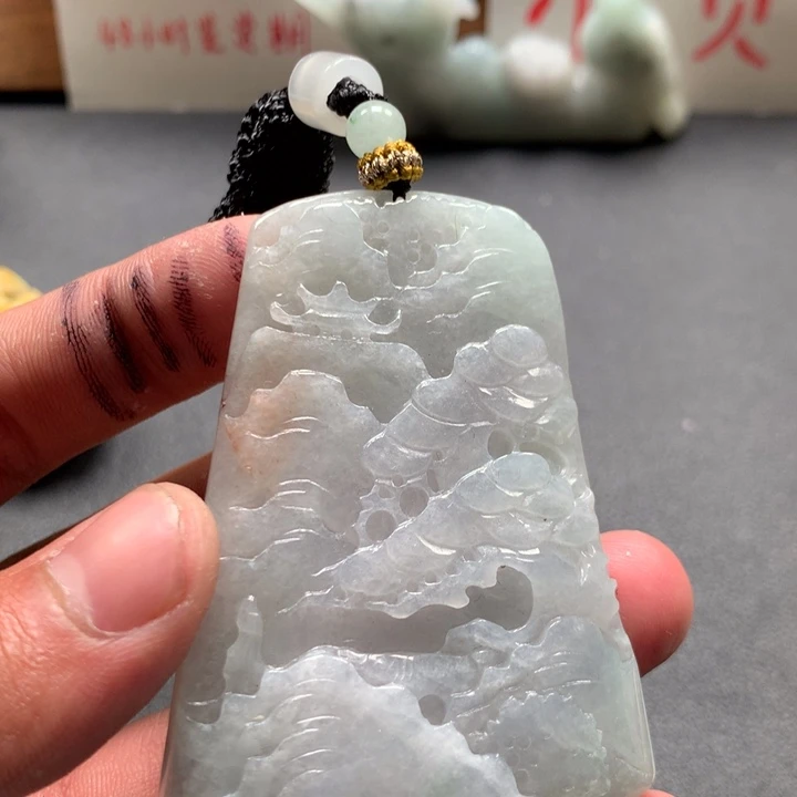 翡翠未镶嵌颈饰保真天然a货翡翠