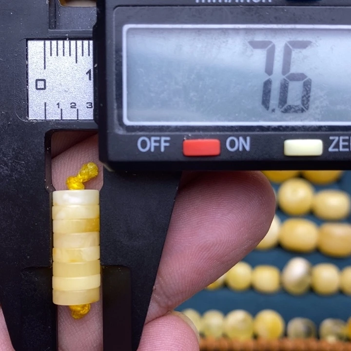 琥珀未镶嵌裸石58号7.6左右隔片