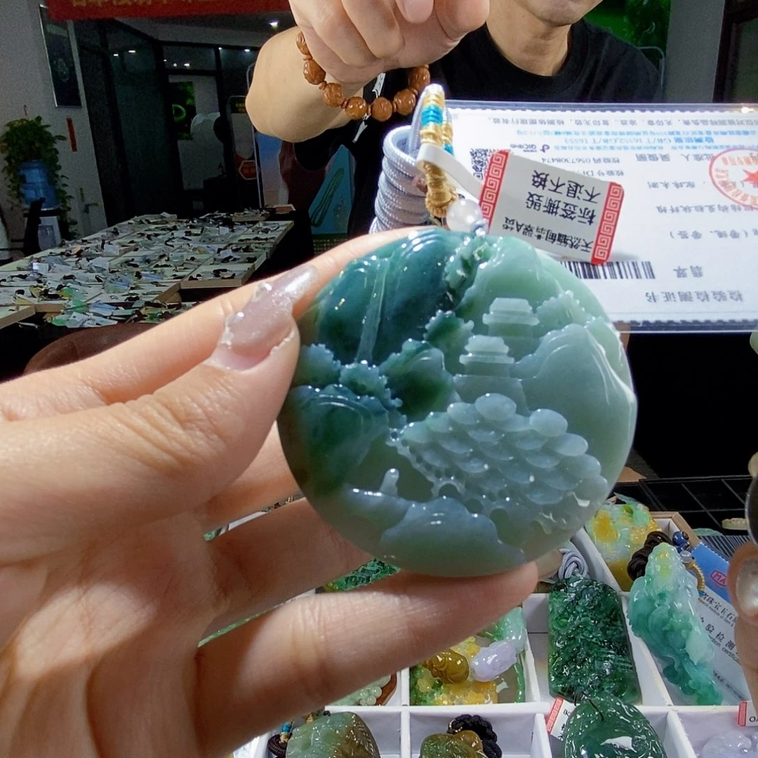 颈饰未镶嵌翡翠翡翠