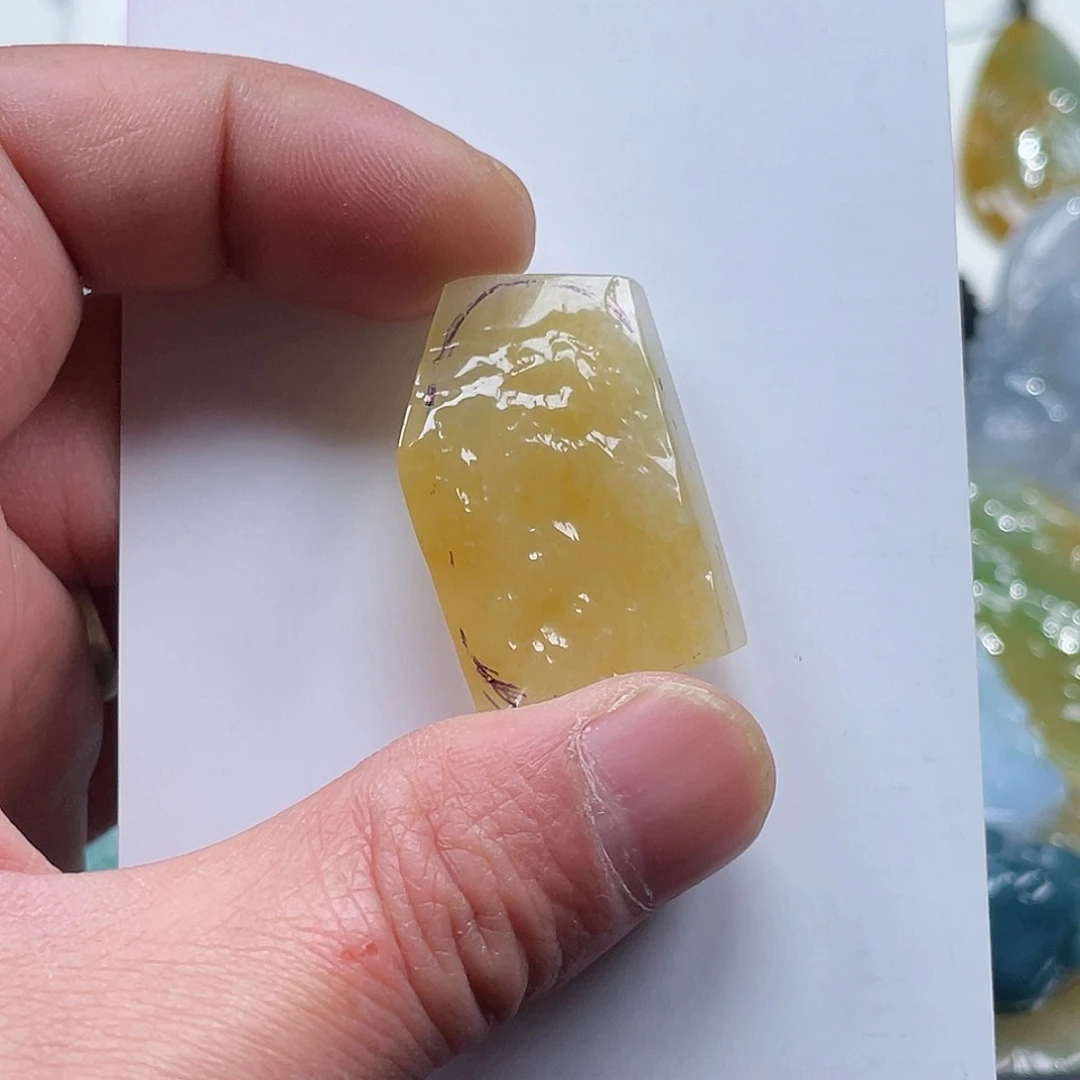 定制翡翠未镶嵌开***了定制翡翠