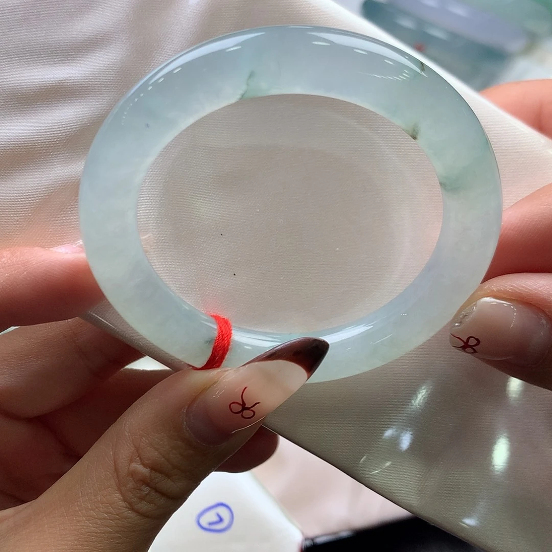 翡翠未镶嵌手镯（圆镯）36号