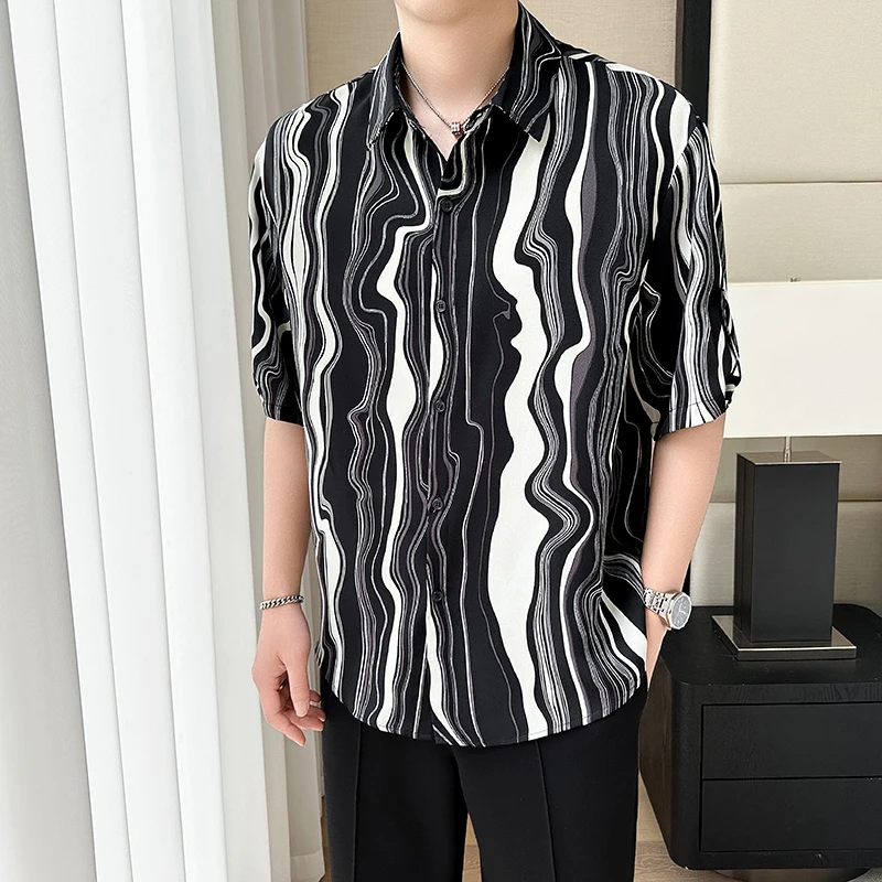 夏季男士新品潮流痞帅百搭抗皱冰丝水印中袖衬衫