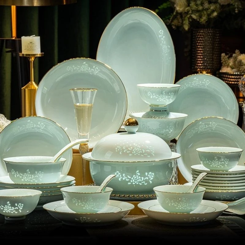 景德镇精致玲珑青瓷餐具高端轻奢陶瓷碗景德镇陶瓷乔迁碗碟套装