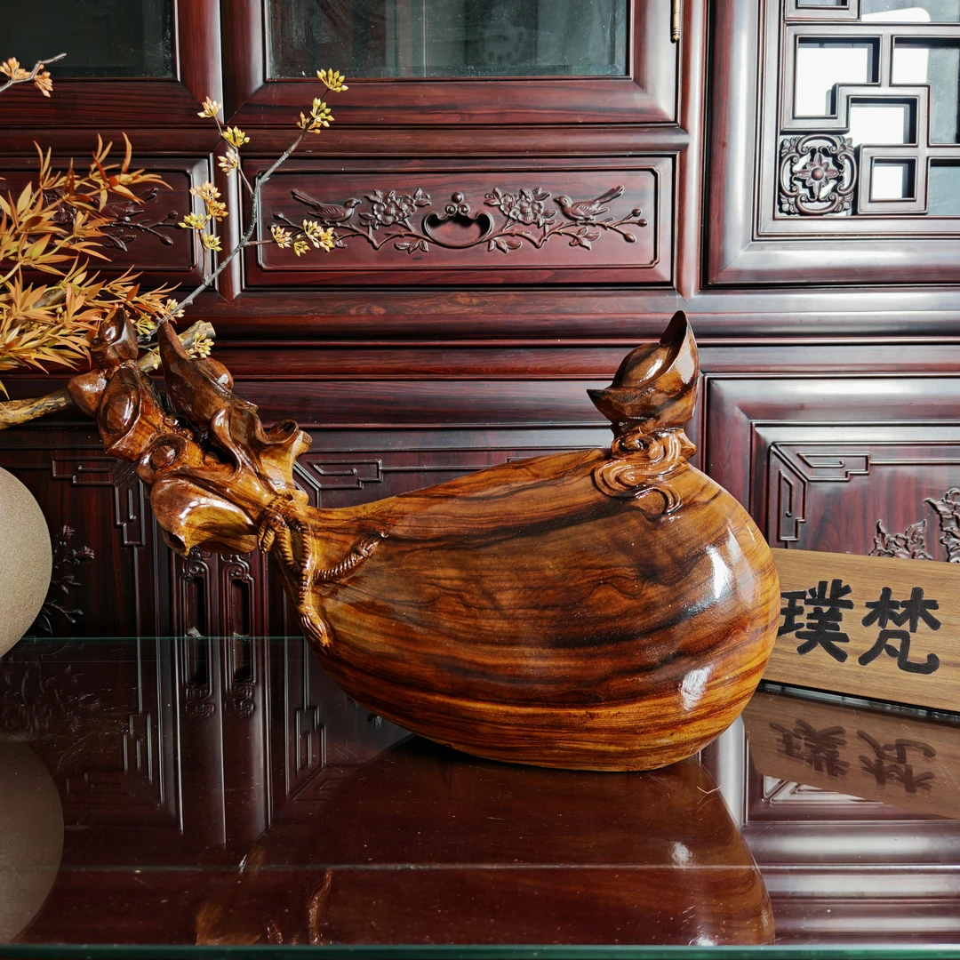 香樟木实木雕刻福袋元宝摆件客厅办公室装饰品工艺品家居金钱口袋