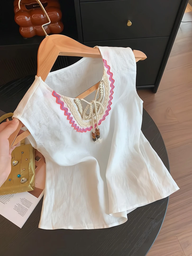 2025年夏季新款甜美风度假洋气亚麻小背心抽绳绣花显瘦百搭松弛感