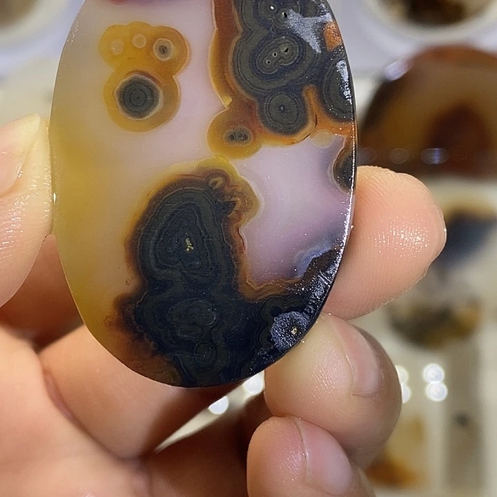 玛瑙/玉髓未镶嵌颈饰