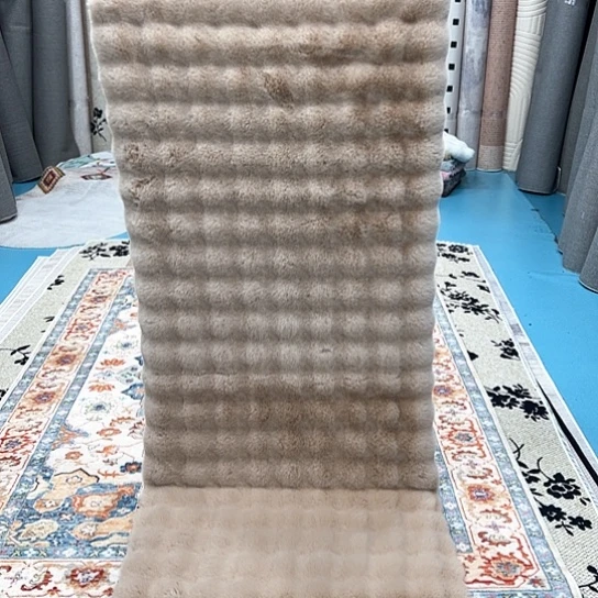 混纺70×135误差±1-3cm麂皮绒仿兔毛泡泡球特价福利