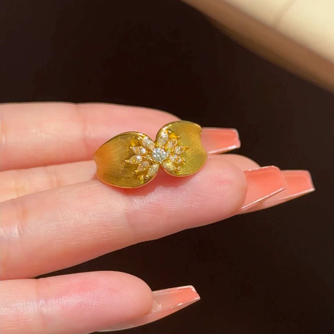 【花似蝶】足金蝶恋花手饰