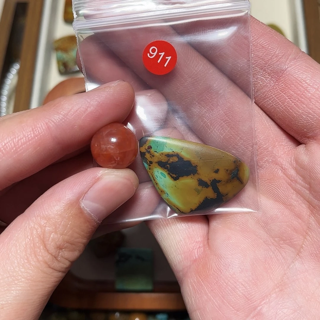 饺***者南红玛瑙未镶嵌珠宝奇石